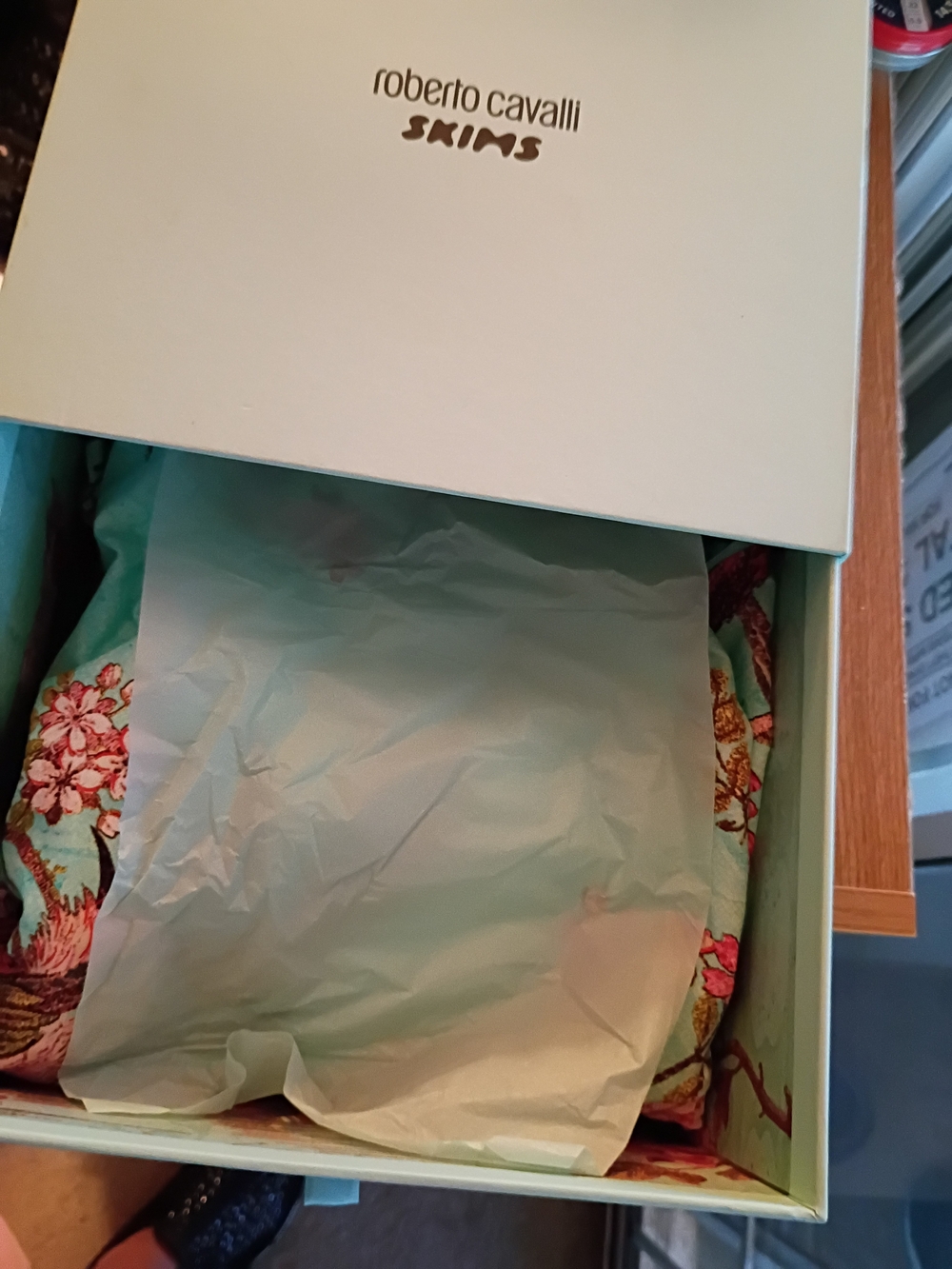 Skims Collab With Roberto Cavalli, NWT & Box, Wrap Jumosuit - Picture 10 of 14